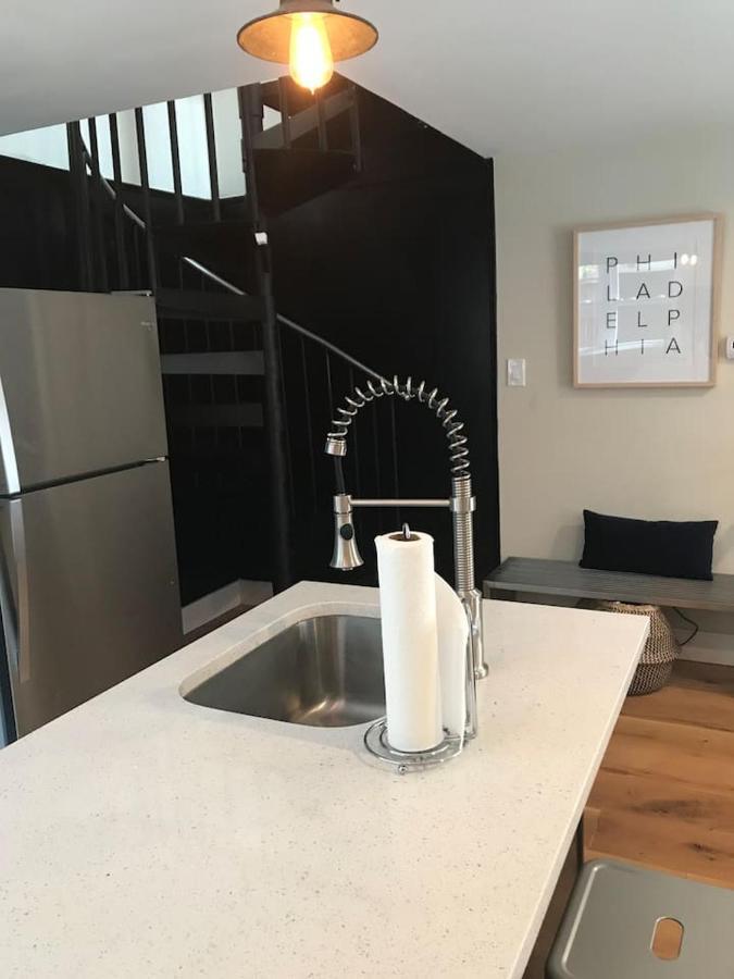Renovated & Modern Home In Downtown Philly Philadelphia Bagian luar foto