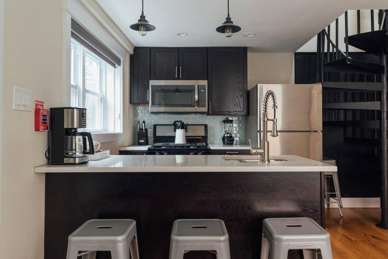 Renovated & Modern Home In Downtown Philly Philadelphia Bagian luar foto