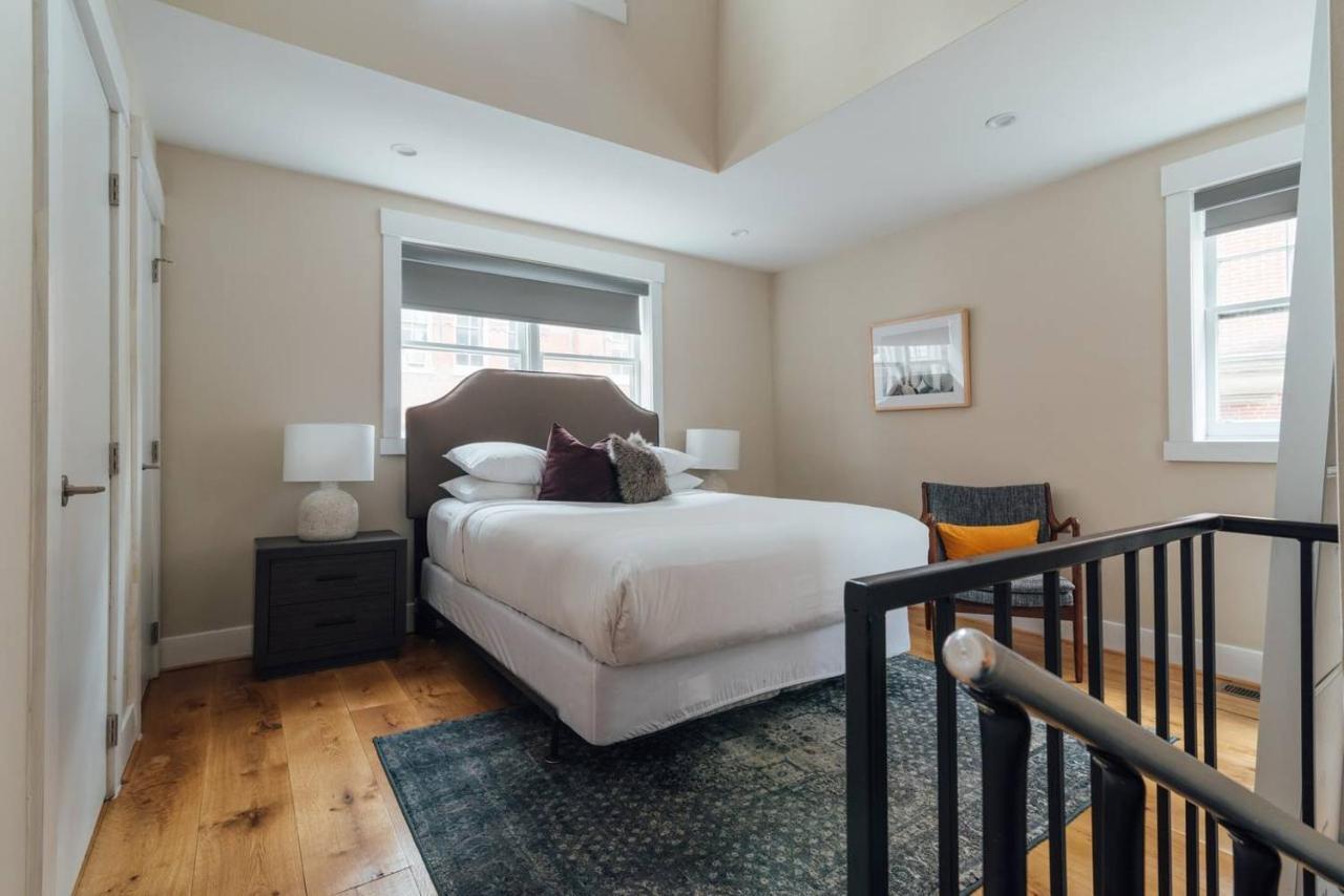 Renovated & Modern Home In Downtown Philly Philadelphia Bagian luar foto