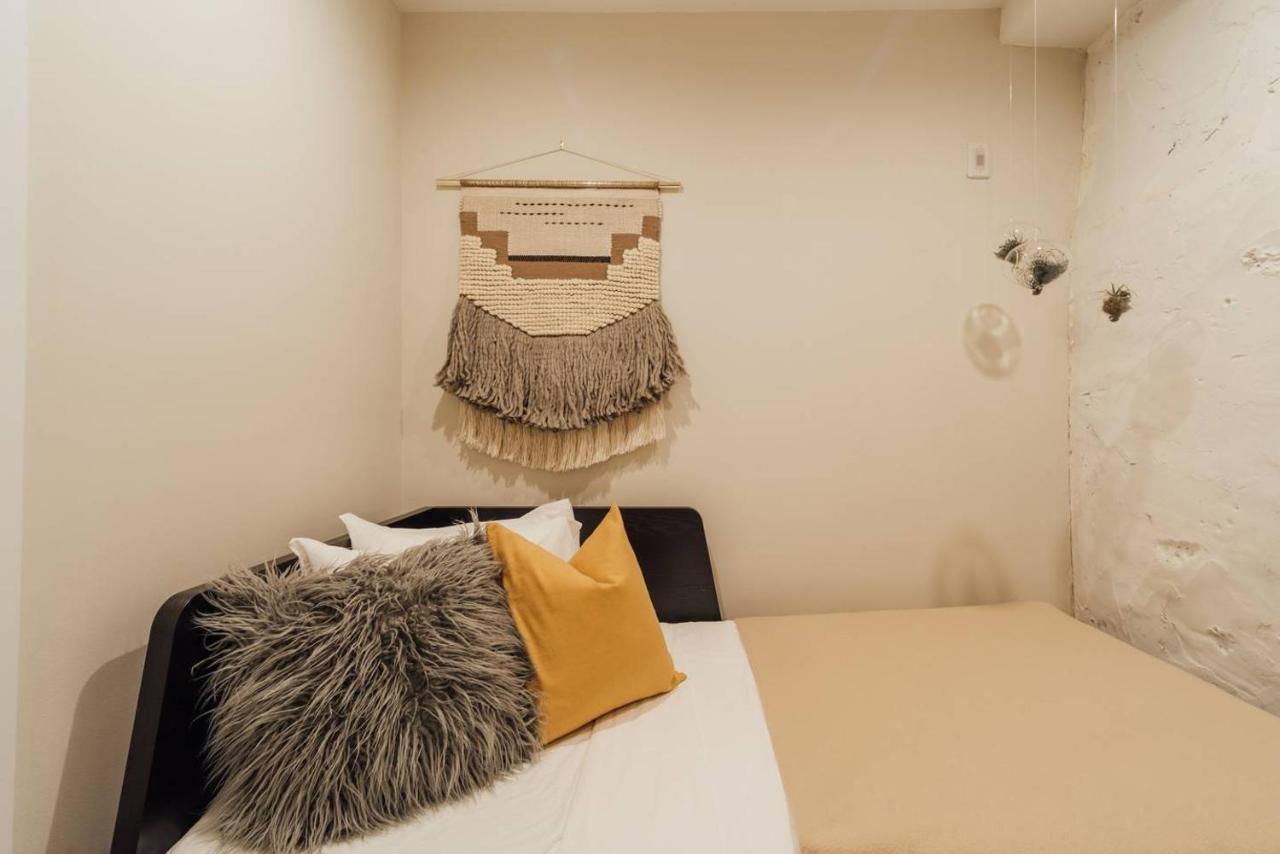 Renovated & Modern Home In Downtown Philly Philadelphia Bagian luar foto