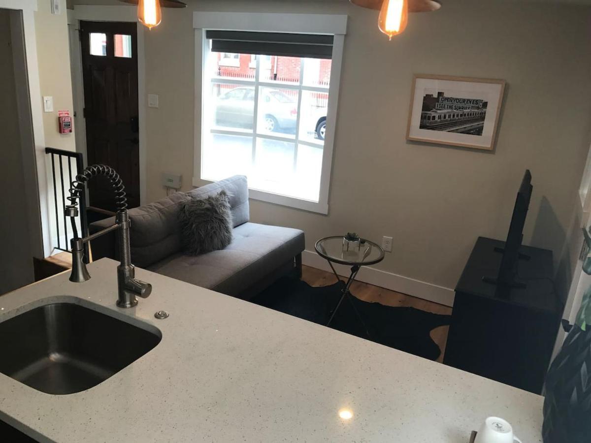 Renovated & Modern Home In Downtown Philly Philadelphia Bagian luar foto